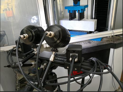 材料拉伸应变测量.jpg 材料拉伸应变测量.jpg