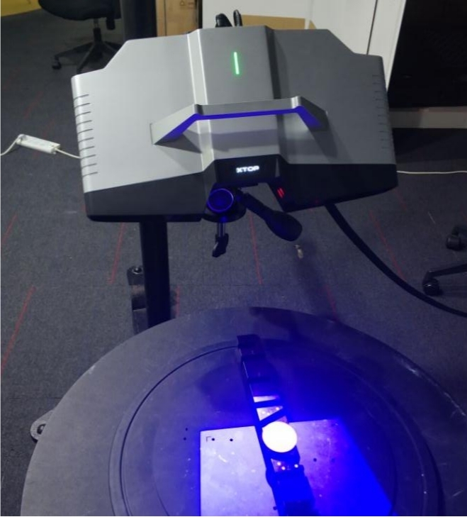 高精度蓝光三维扫描仪用于智能手表玻璃盖板自由曲面检测.jpg 高精度蓝光三维扫描仪用于智能手表玻璃盖板自由曲面检测.jpg
