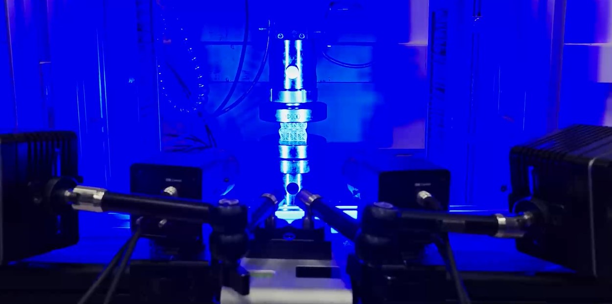 XTDIC三维全场应变测量系统采集3D打印结构件压缩过程变形图像.jpg XTDIC三维全场应变测量系统采集3D打印结构件压缩过程变形图像.jpg